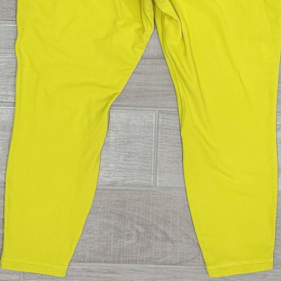 Lululemon Align High-Rise Pant 25” Leggings in Yellow Serpentine Chartreuse - Picture 9 of 15